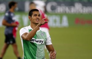 Le Debrief Sports Express : Mandi marque mais perd, Khacef fait ses grands débuts, Benrahma reprend ses marques… Aissa Mandi Bétis Séville Villareal