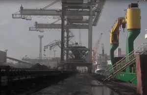 Port d’Annaba : 300 000 tonnes de clinker exportées en 2020.