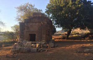 Archéologie : Découverte d’une inscription libyque à Sériana.