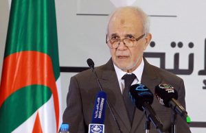 Elections législatives : Le FLN arrive en tête mais perd 56 sièges.