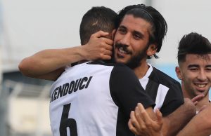 Football : Sétif, le CRB et la JS Saoura maintiennent le rythme en tête de la Ligue 1. L'Entente Sétif renoue avec la victoire et conforte sa place de leader au classement de la Ligue 1