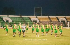 Finale de la Coupe de la Confédération : la JS Kabylie vise une septième couronne face au Raja de Casablanca. la Jsk affronte le Raja de Casablanca en finale de la Coupe de la Confédération africaine de football