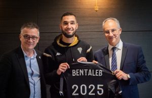 Mercato : Nabil Bentaleb s’engage avec le SCO d’Angers jusqu’en 2025. Nabil Bentaleb s'engage avec le SCO d'Angers