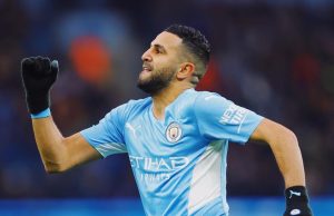 Premier League : Riyad Mahrez buteur face à Arsenal (1-2) avant de rejoindre la sélection. Riyad Mahrez buteur face à Arsenal