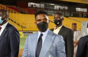Can TotalEnergies Cameroun 2021 : Samuel Eto’o apporte son soutien aux trois journalistes algériens agressés à Douala.