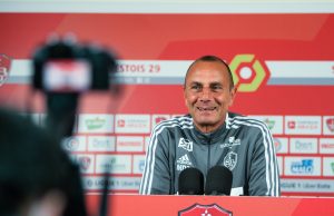 Michel Der Zakarian : « Youcef Belaili pourrait jouer tout le match contre Rennes ».