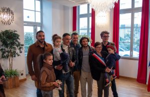 Société : Un jeune Algérien reçoit pour son acte héroïque la médaille de la ville de Périgueux. Khireddine Rahmouni lors de la cérémonie de remise de la médaille de la ville à Périgueux