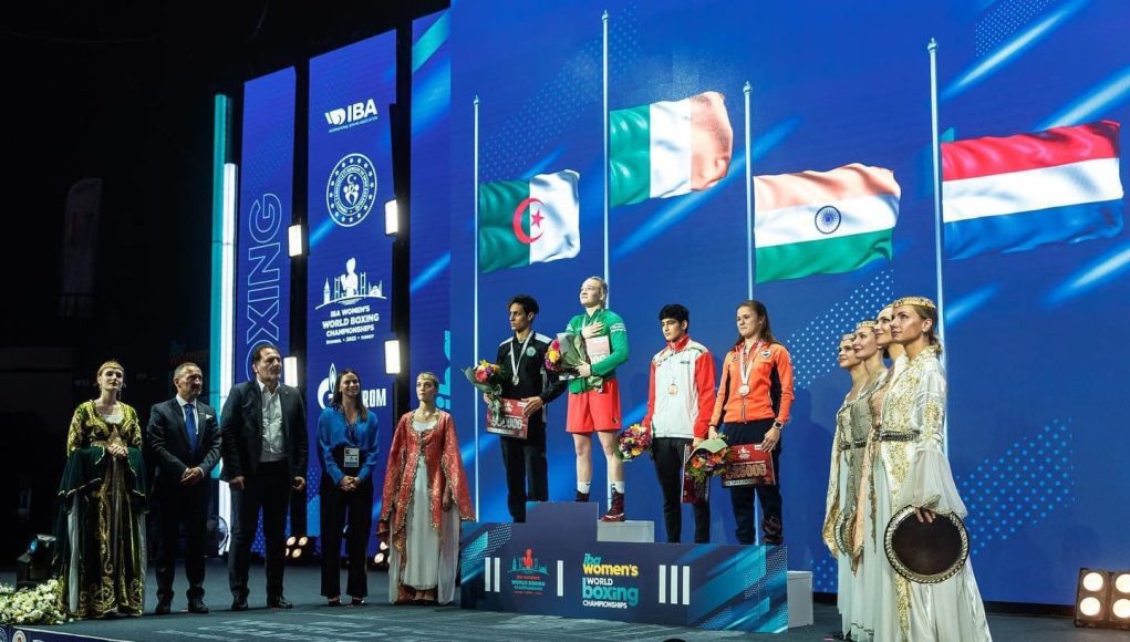 Imane Khelif décroche l'argent aux Mondiaux féminines de boxe
