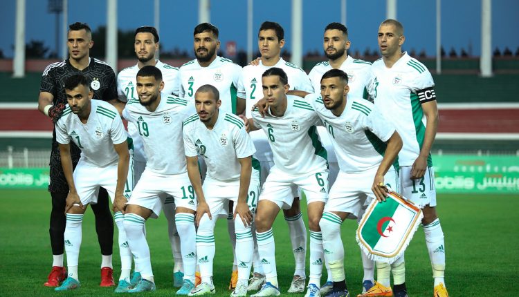 Equipe nationale d'Algérie de football avant son match face à l'Ouganda