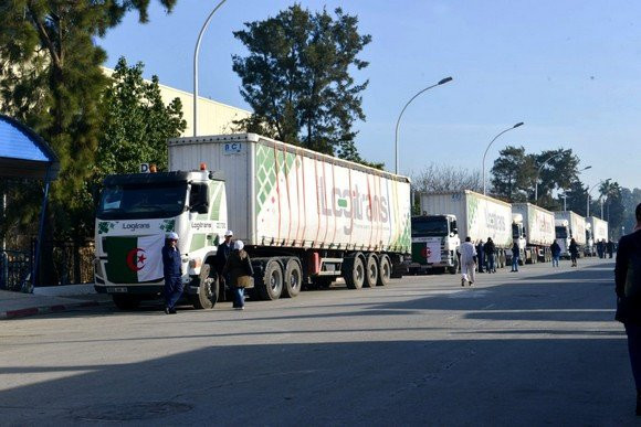 convoi de camions algériens