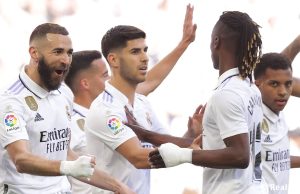Le Debrief Sports : Benzema jeûneur et triple buteur, Mahrez passeur décisif, Ferhat ouvre son compteur but, la JSK sombre à Casa… Karim Benzema Real Madrid