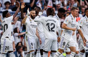 Le Debrief Sports : Benzema claque un triplé, Bakrar, Amoura, Gouiri s’illustrent, les U17 dominent la Somalie, Sept judokas aux Mondiaux de Doha… Karim Benzema inscrit un triplé avec le Real face à Almeria