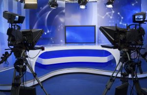 Audiovisuel : l’ANIRA met en garde les médias qui exploitent illégalement des oeuvres protégées par le droit d’auteur. plateau-tele-algerie