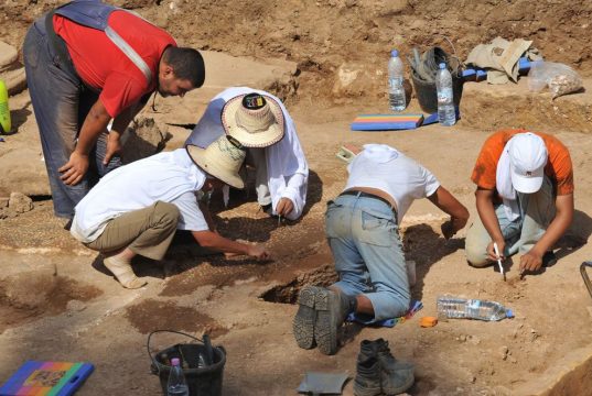 Patrimoine : Reprise des fouilles archéologiques sur le site du Port de Kizah.